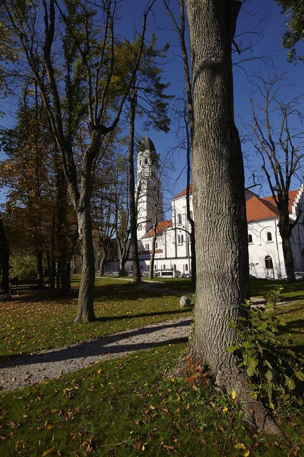 Saint Ignatius Retreat House Bed & Breakfast Ljubljana Ngoại thất bức ảnh